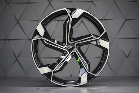 20" 5*112 9,0 ET30 66.5 TS-5633 BKF