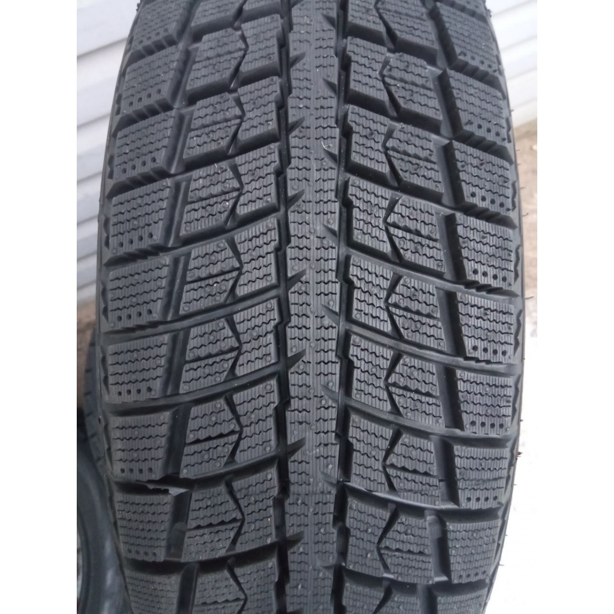 Leao Winter Defender Ice I-15 SUV 245/70R16 107H