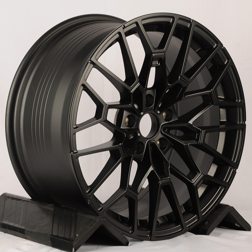 HMD DF02 18x8.0" 5x120мм DIA 72.6мм ET 30мм Satin Black
