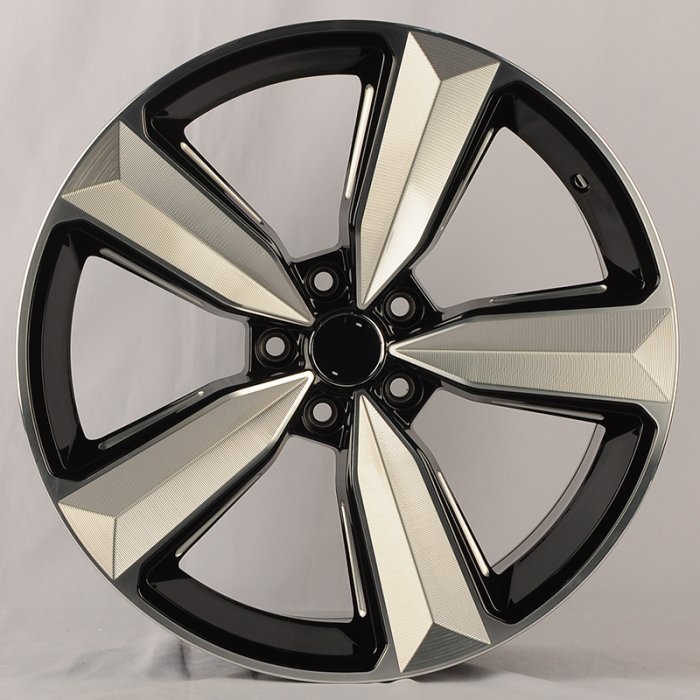 IWheel IVF-3056 18x8.0" 5x112мм DIA 66.45мм ET 35мм MB+L
