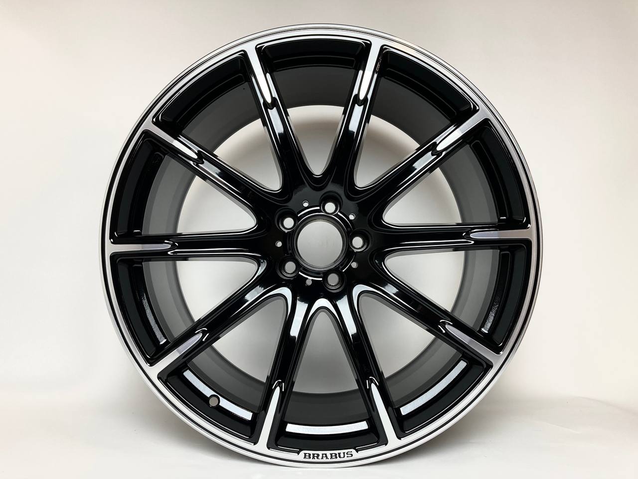 18" 5*112 8.0 ET40 66.45 ANZ-0553 BMF
