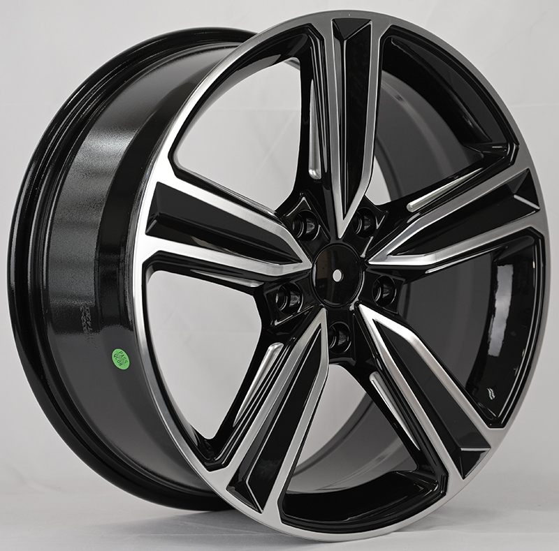 IWheel VW188 17x7.5" 5x120мм DIA 65.1мм ET 42мм Gloss Black Machined Face + Milling Window
