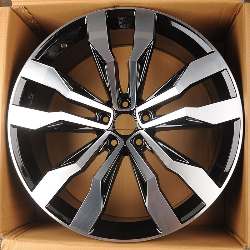 21" 5*112 9,0 ET31 66.5 REPLICA TS-5389 Black Polish F