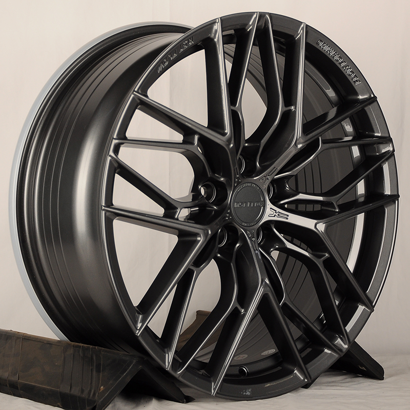 Makstton MST-FF-FK08 18x8.5" 5x114.3мм DIA 73.1мм ET 35мм Shinning Grey