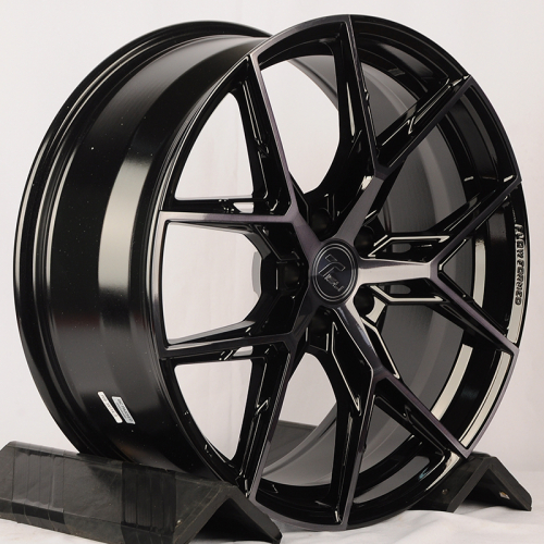 Tisli Hyperion H 21x9.0" 5x120мм DIA 72.6мм ET 45мм Gloss Black Brush With Dark Tint