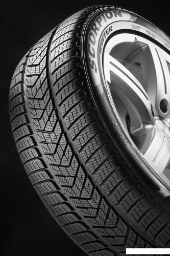 Pirelli Scorpion Winter 275/40R22 107V XL фото 2