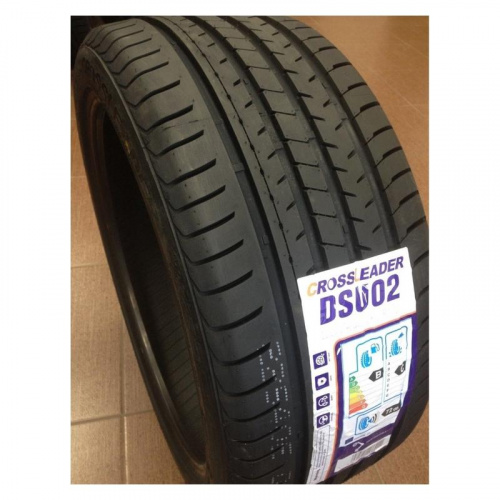 DoubleStar DSU02 255/45R20 105W